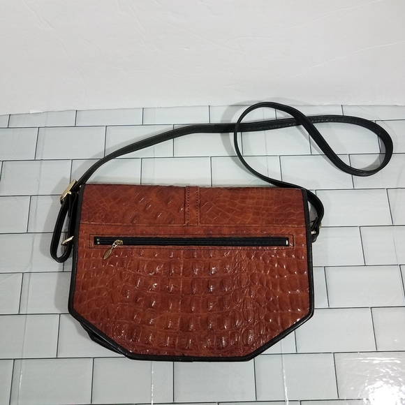 Leather and Crocodile Purse - Picture 2 of 12